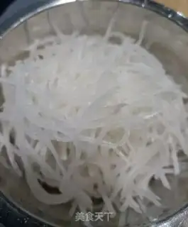 Make Double radish salve soup step 0
