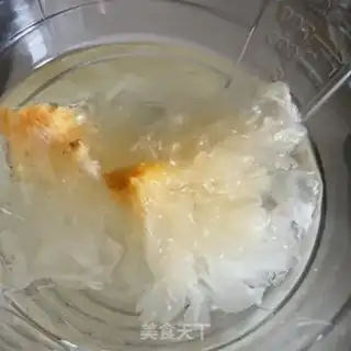 Make Silver ear carrot soup step 0