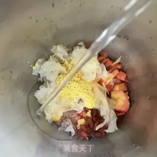 Make Silver ear carrot soup step 4