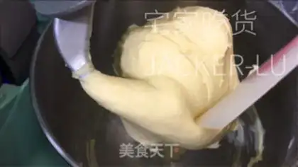 Make Milky coconut rolls step 6