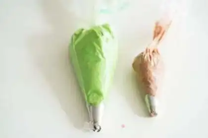 Make Christmas cookies step 3