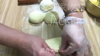 Make Milky coconut rolls step 15