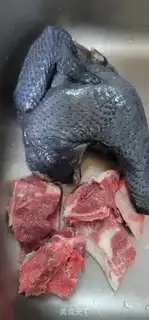 Make Black Ling Chi-Chicken soup step 0
