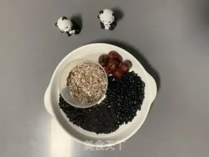 Make Red-tree cereal, black soy step 0