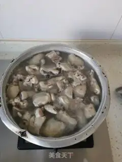 Make The red lamb head step 3