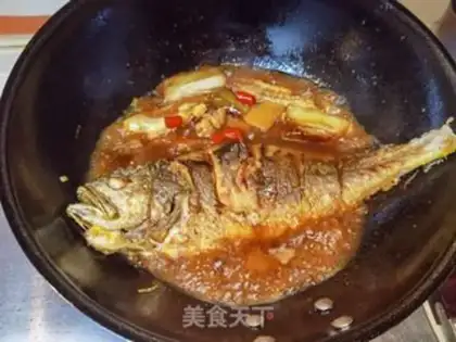 Make Burning yellow fish step 25