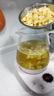 Make Orange apple tea step 4