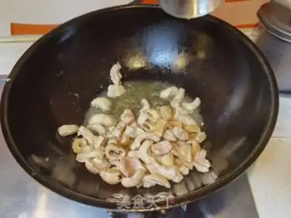 Make Garlic intestines step 6