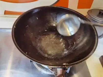 Make Garlic intestines step 7