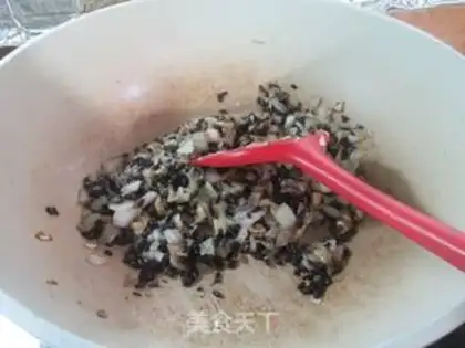 Make Eggs and cabbage and rice step 8