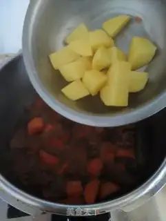 Make Cow gravy step 7