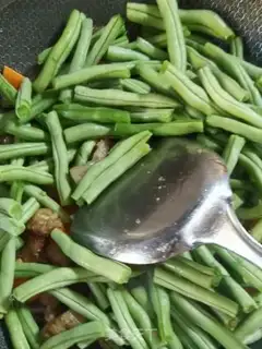Make Five bean bean bean potato noodles step 9