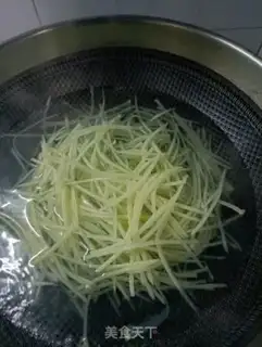 Make Spill peppers with potatoes step 1