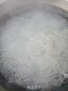 Make A radish meat bag step 1