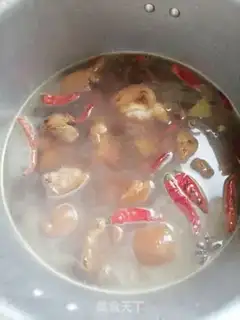 Make Red burning pig hoof step 9