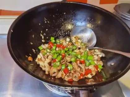 Make Garlic intestines step 15