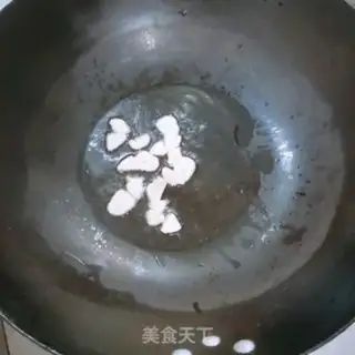 Make Shrimp radish soup step 0