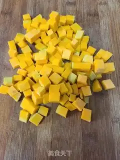 Make Pumpkin cucumber noodles step 0