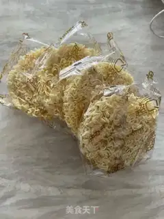Make Tomato egg noodles step 0