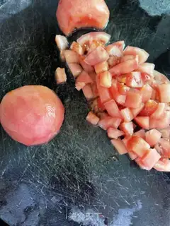 Make Tomato egg noodles step 1