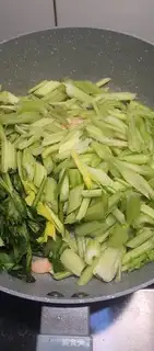 Make Celery and shrimp step 2