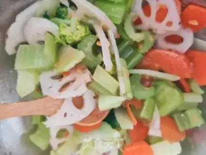 Make Cracker carrots step 7