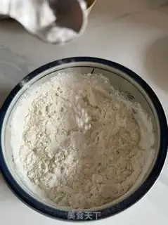 Make The traditional cuisine box step 1