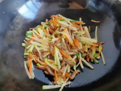 Make Garlic, blue, fried meat step 6