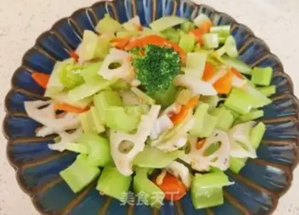 Make Cracker carrots step 10