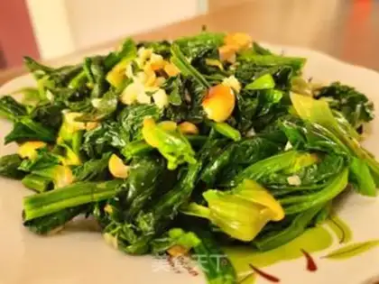 Make Peanut spinach step 12