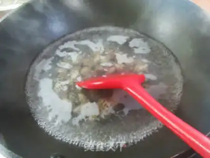 Make Plumsy pig hoof step 2