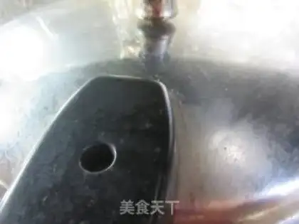 Make Plumsy pig hoof step 6
