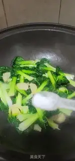 Make Garlic fried veal step 5