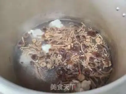 Make Tea, mushroom, bone soup step 7