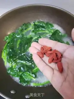 Make Spinach fan soup step 4