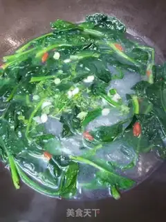 Make Spinach fan soup step 6