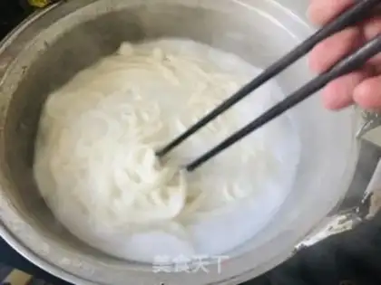 Make Potato beef noodles step 5