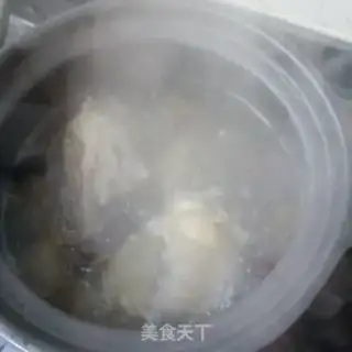 Make Chicken soup for sea cucumber step 3