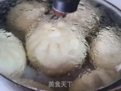 Make Scrambling with garlic step 12
