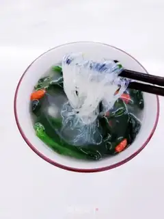 Make Spinach fan soup step 8