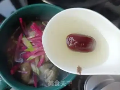 Make Chicken soup for sea cucumber step 10