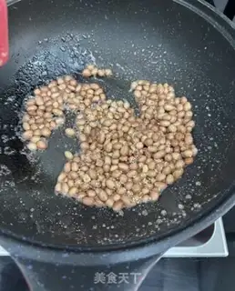 Make Hanging frost peanuts step 9