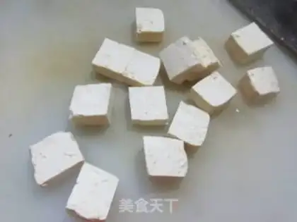 Make Garlic meat and tofu step 1