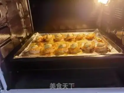 Make Apple garlic and shrimp step 4