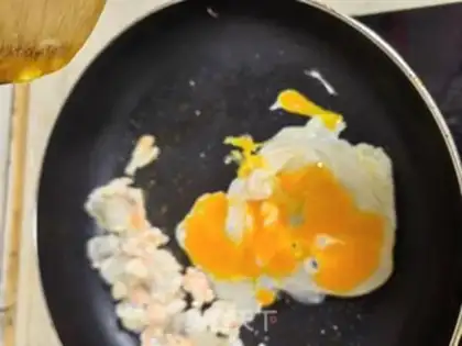 Make Shrimp rice step 6