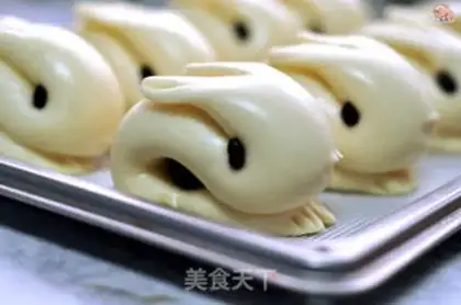 Make Rabbit dates step 11