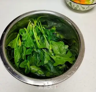 Make Vegetable eggs step 1
