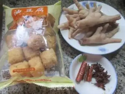 Make Chicken claws with tofu step 0