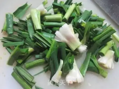 Make Garlic fried cattle step 3