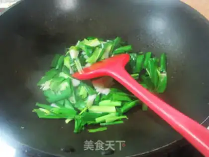 Make Garlic fried cattle step 4
